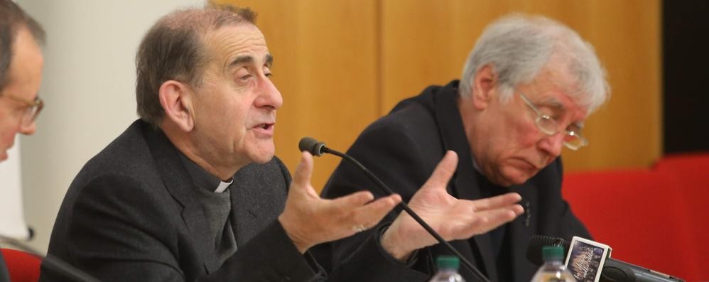 Il vescovo Mario Delpini in un incontro a Monza con gli amministratori brianzola