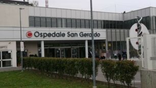 L’ingresso dell’ospedale San Gerardo di Monza