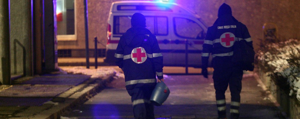 Gli uomini e le donne della Croce Rossa di Monza in servizio