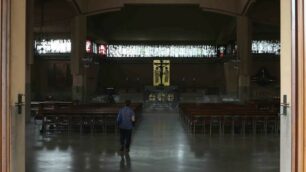 Monza l’emergenza coronavirus chiude le porte, le chiese aprono sul web