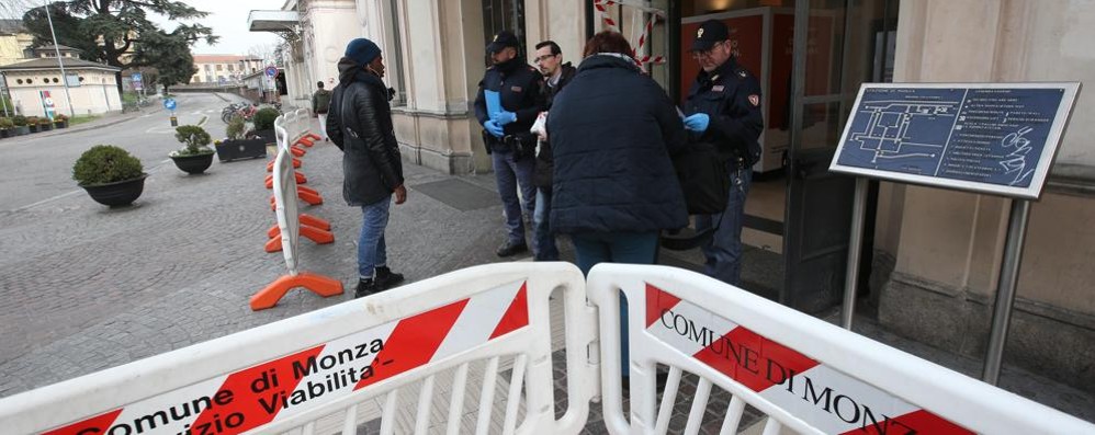 L’ingresso della stazione di Monza