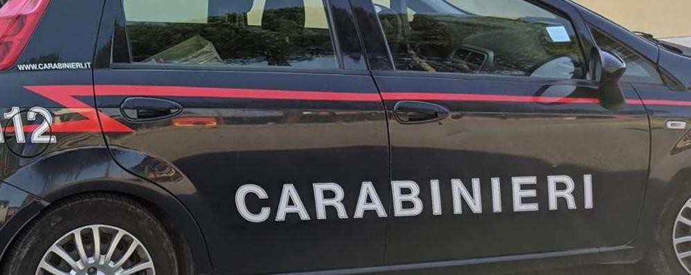 Sul posto sono intervenuti i carabinieri di Besana