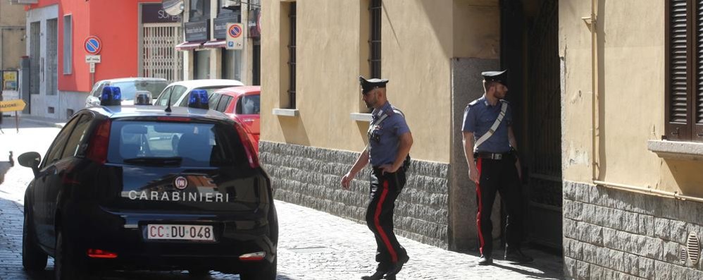 Una pattuglia di carabinieri di Brugherio