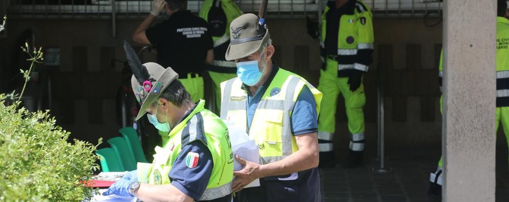 Monza alpini emergenza coronavirus