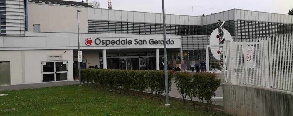L’ingresso dell’ospedale San Gerardo di Monza