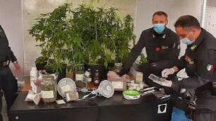 Il materiale sequestrato a Lissone
