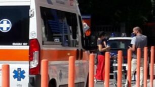 Infortunio al bricoman di Carate Brianza. Sul posto l'ambulanza di Croce bianca Giussano