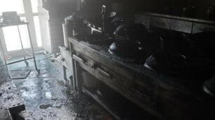 Desio incendio via Milano ristorante cinese - foto Vigili del fuoco Monza