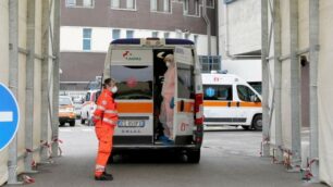 MONZA coronavirus ambulanza in ospedale