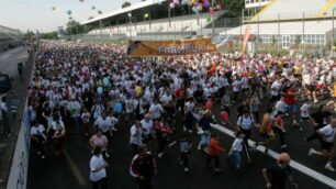 Una passata edizione della marcia Formula 1 della Lilt