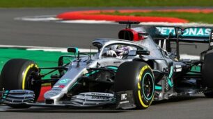 Formula 1 Hamilton Mercedes 2020 - foto da Facebook