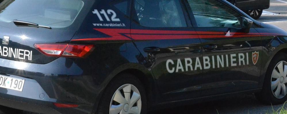 Un’auto dei carabinieri