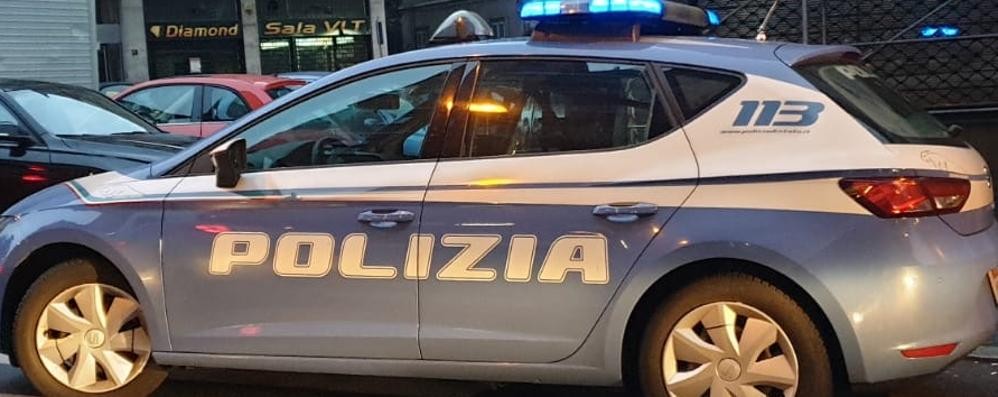 Un’auto della polizia