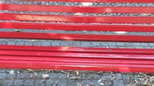 La panchina rossa di Cesano
