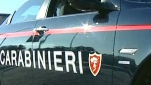 Un’auto dei carabinieri: a Seveso individuati due giovani in un cantiere