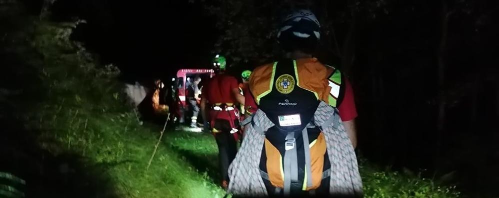 Cnsas Soccorso Alpino intervento notturno - foto d’archivio