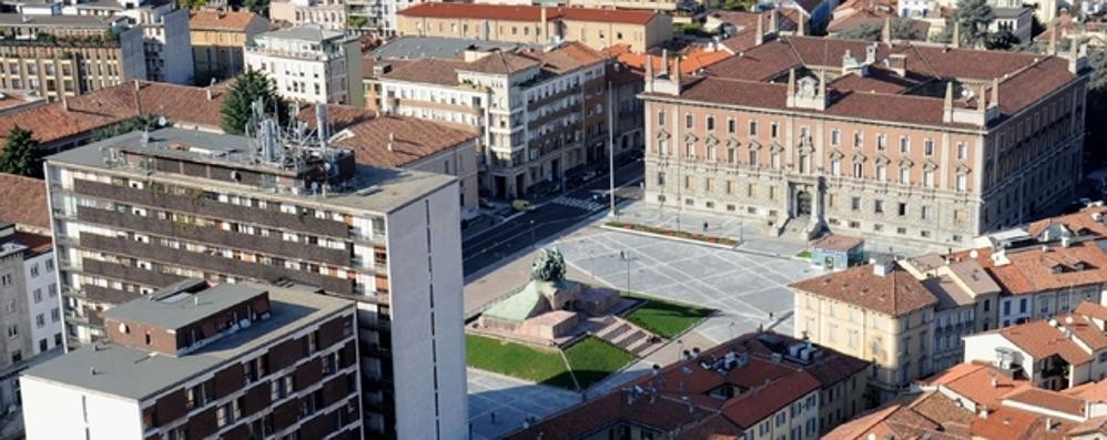 Monza - Piazza Trento e Trieste