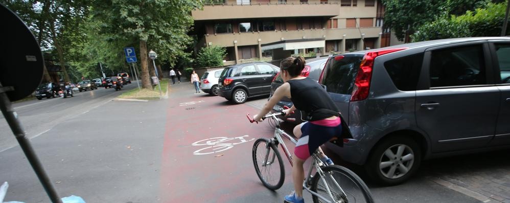 Monza Piste ciclabili viale Regina Margherita