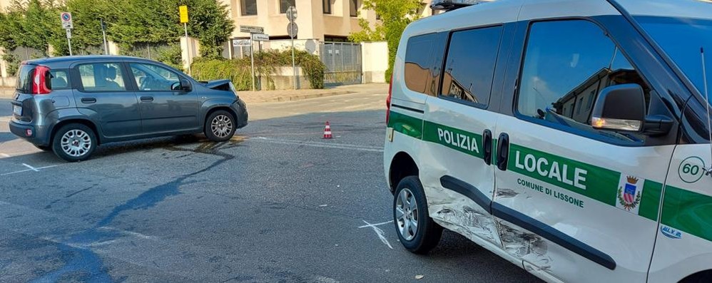 Lissone incidente via Sant’Agnese con polizia locale