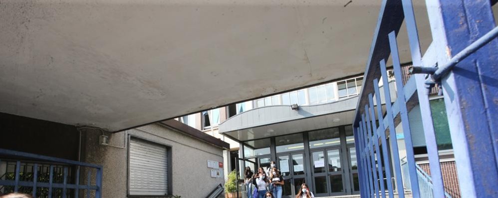 Scuola 2020: Mosè Bianchi a Monza nel primo giorno di lezioni