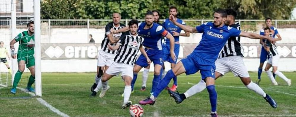 Calcio: un tentativo di attacco improduttivo del Seregno