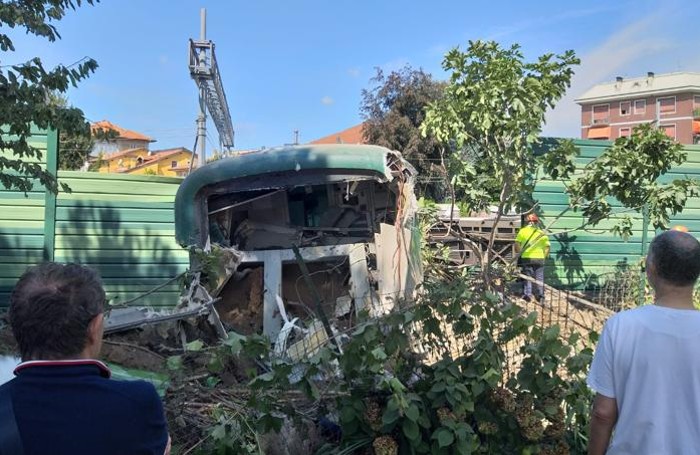 Il treno deragliato a Carnate  a metà agosto