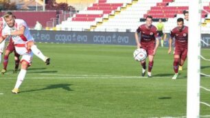 Il raddoppio di Gytkjaer, 30 anni, su rigore (foto Buzzi)