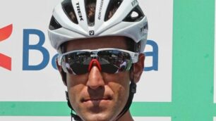 Nibali pensieroso: a Piancavallo doveva riscattare la cronometro ma ha perso terreno proprio dove in teroria avrebbe dovuto guadagnarne. Almeida ancora in rosa