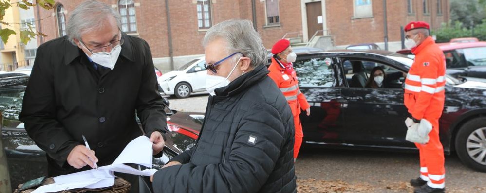 I medici di famiglia di Monza distribuiscono test rapidi per le attività ambulatoriali