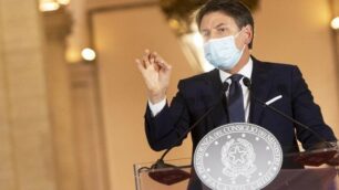 Governo Giuseppe Conte presidente del Consiglio presenta il Dpcm 18 ottobre 2020