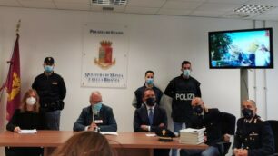 La conferenza stampa in questura