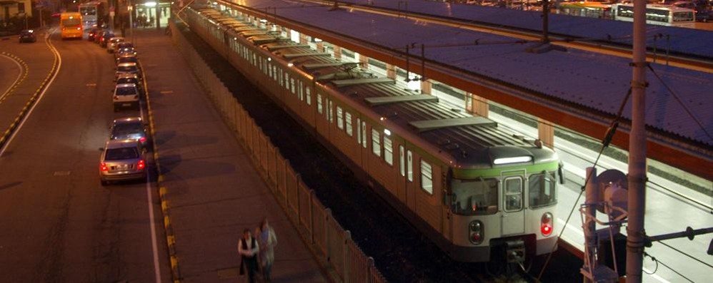 CAPOLINEA METROPOLITANA LINEA VERDE - foto di repertorio