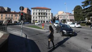L’inizio di via Visconti da largo Mazzini