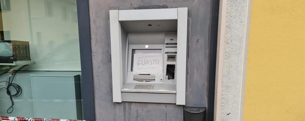 Il bancomat manomesso a Usmate con la stessa tecnica di Biassono