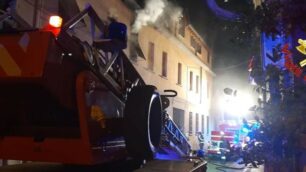 Biassono vigili del fuoco incendio cucina