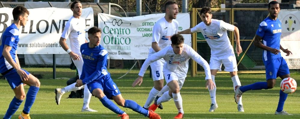 Calcio, Seregno e Ponte San Pietro - foto pagina Facebook Ponte San Pietro