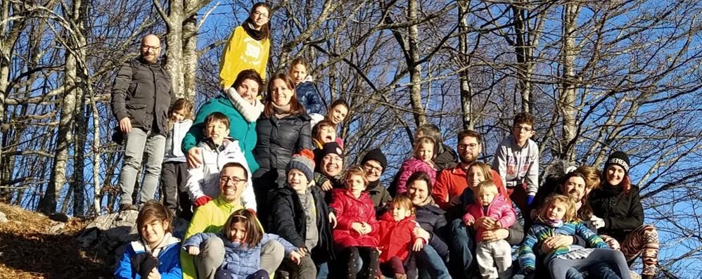 Il gruppo delle famiglie dell'associazione "Uno e Sette"