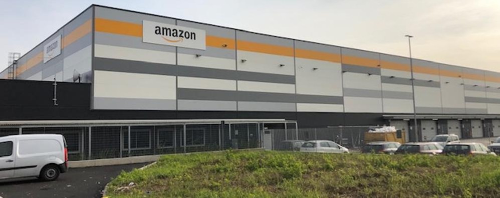 Un centro logistico Amazon