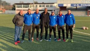 Didier Drogba insieme allo staff tecnico della Folgore