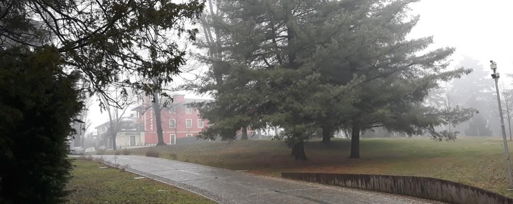 Il complesso di villa Degli Occhi di Senago, dove venne ritrovato il cadavere dell’uomo durante alcuni lavori di ristrutturazione