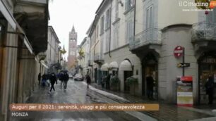 Gli auguri di Monza per il 2021: serenità, viaggi, consapevolezza