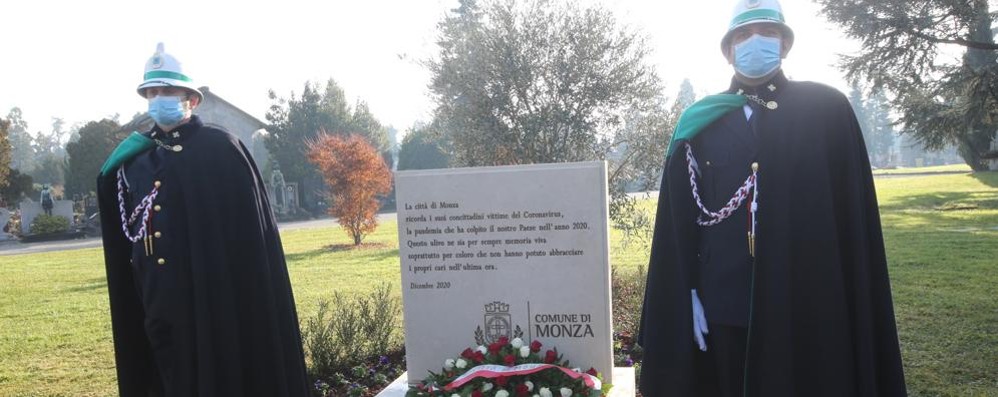 Monza Inaugurato il cippo a ricordo vittime Covid