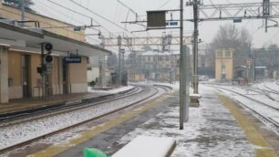 La stazione di Monza, la neve limiterà la circolazione dei treni