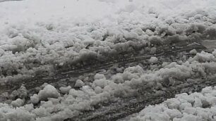 Brianza neve 28 dicembre 2020: Monza, un particolare in centro in mattinata