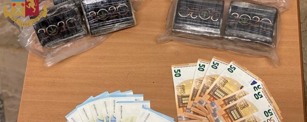 Il materiale sequestrato