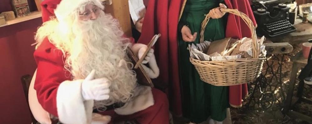 Babbo Natale sarà in video con i bambini - foto di repertorio