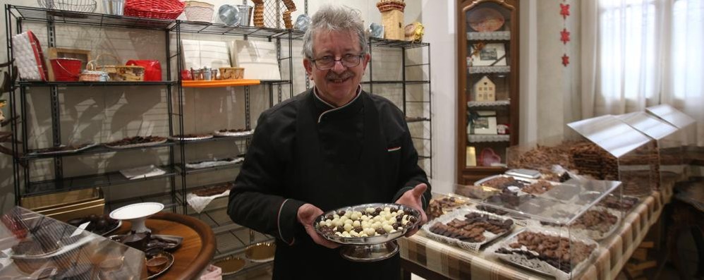 Monza: Emilio Caiani alla pasticceria Vecchia Monza