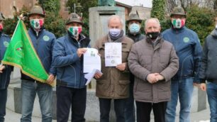 Agrate alpini donazione a 2 spiccioli