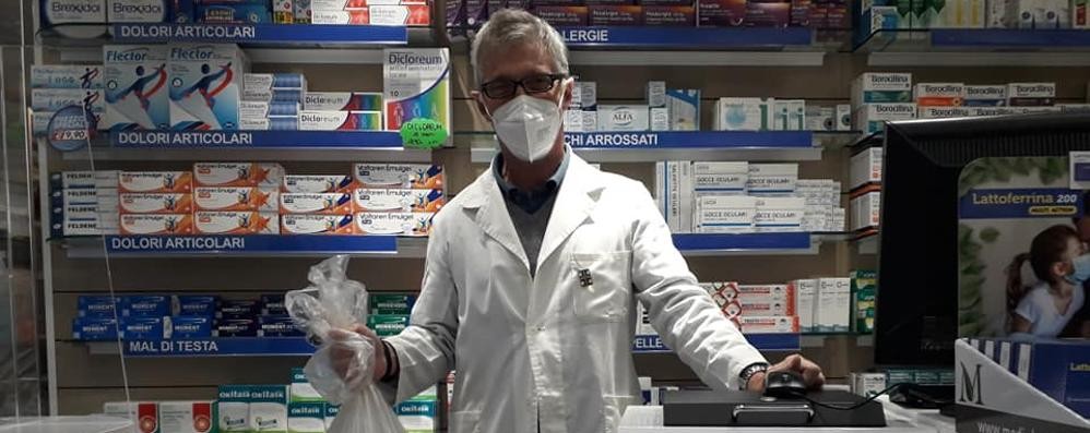 Besana: Alberto Corti, titolare farmacia Caccia. Raccolta per Banco farmaceutico