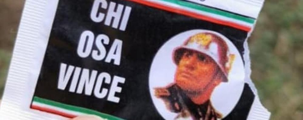 Besana: bustine zucchero con Mussolini